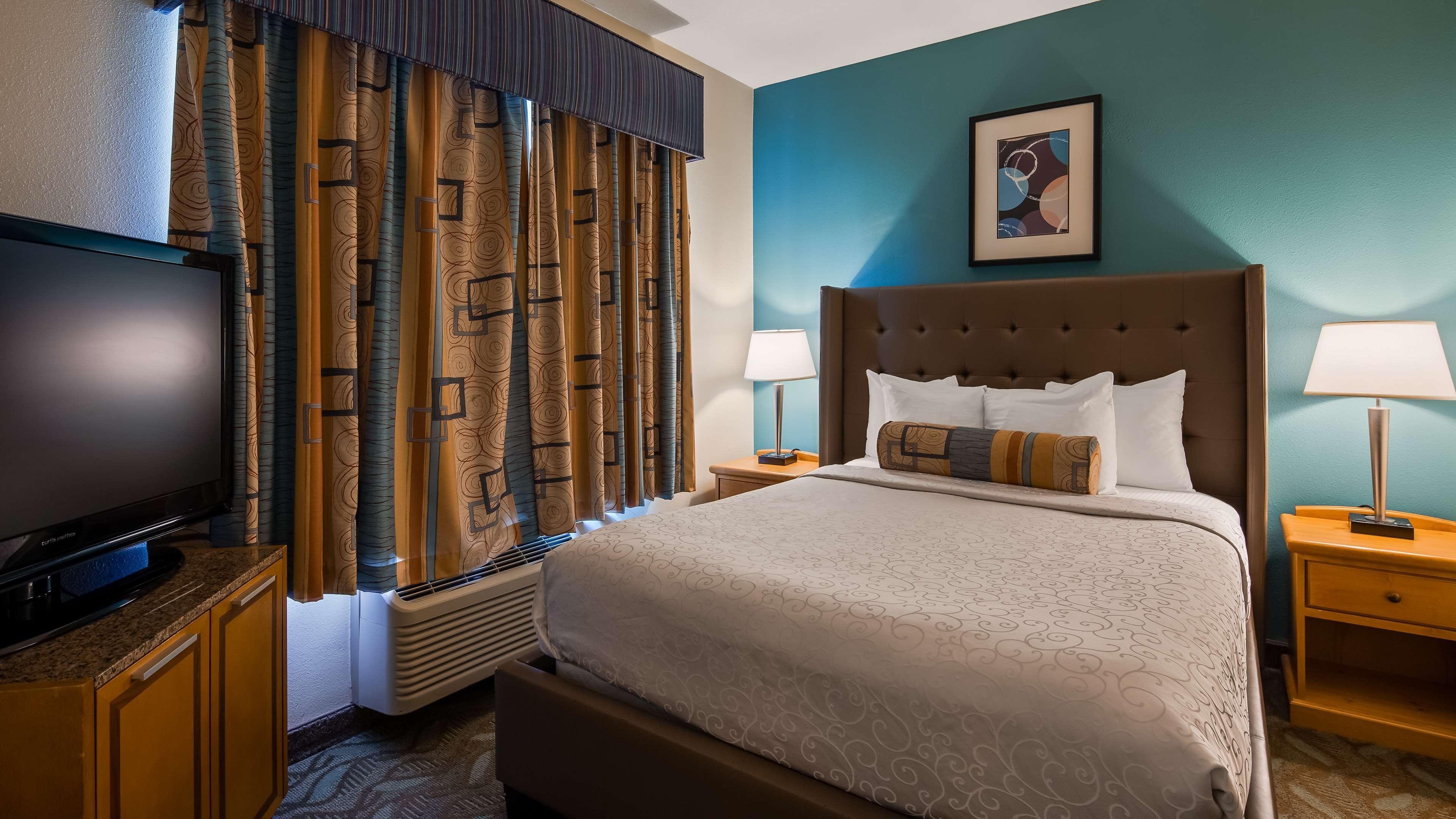 Western Liberty Hotel