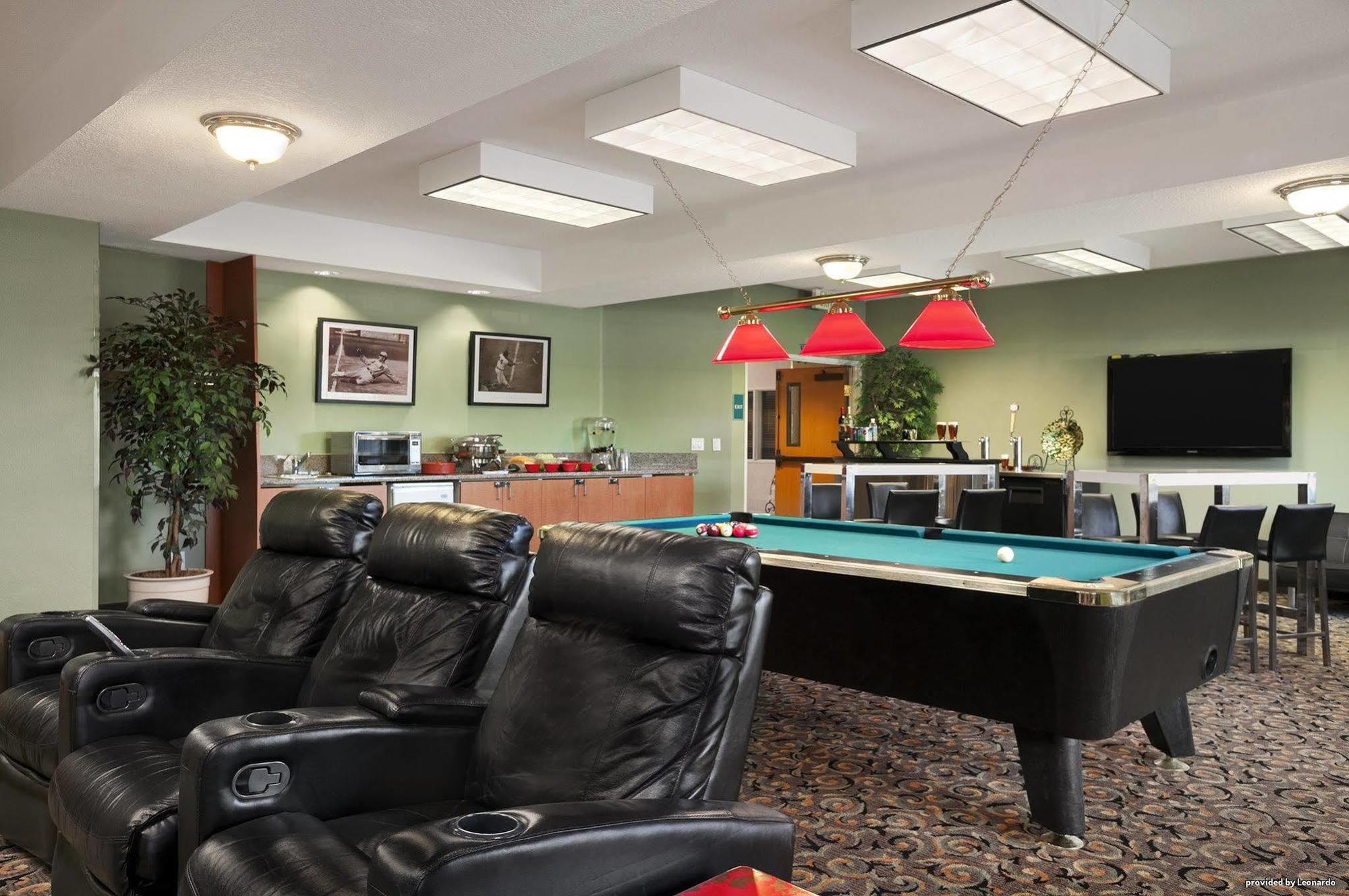 Western Liberty Hotel Spokane Valley